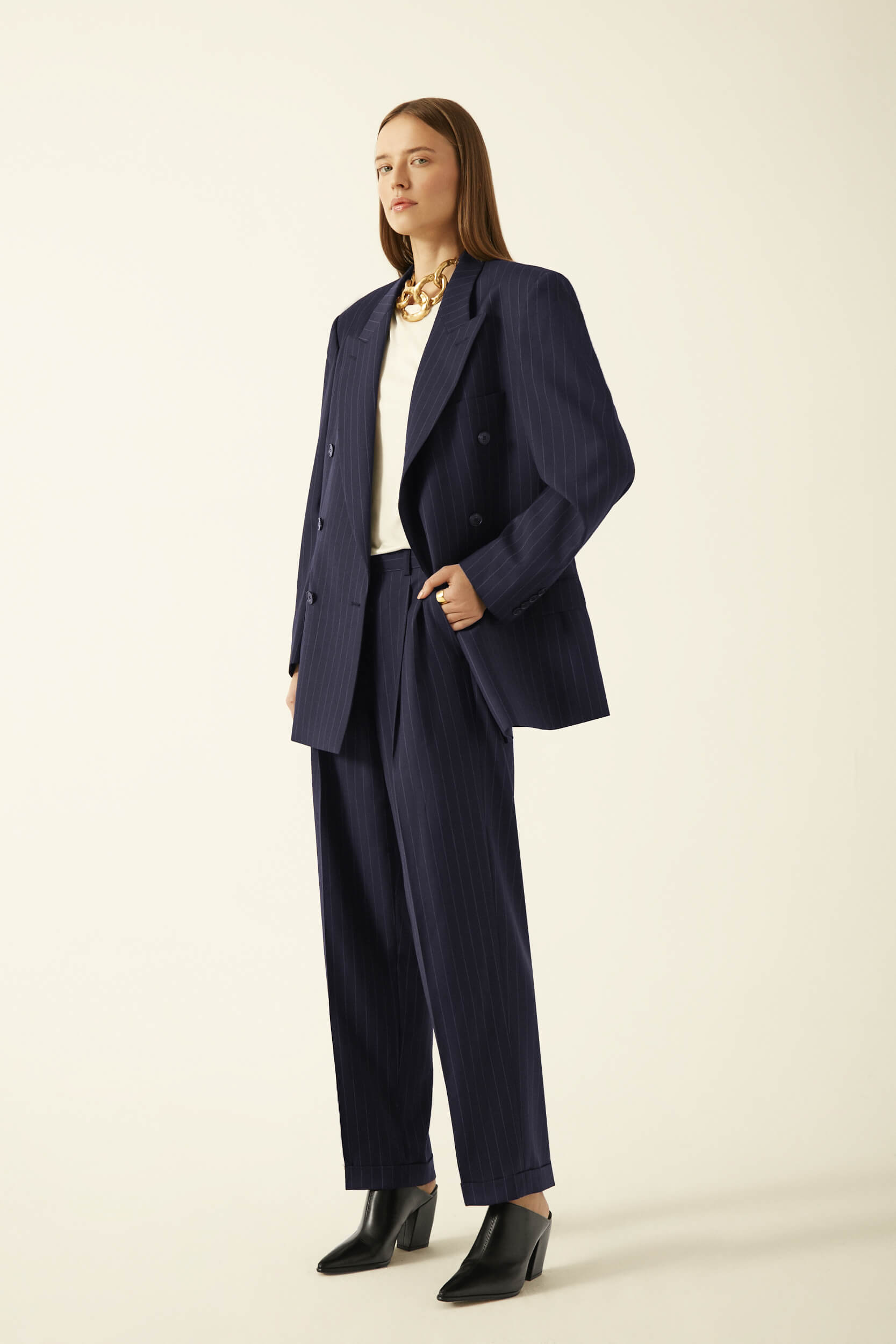 WOOL AND SILK SUIT IN NAVY
