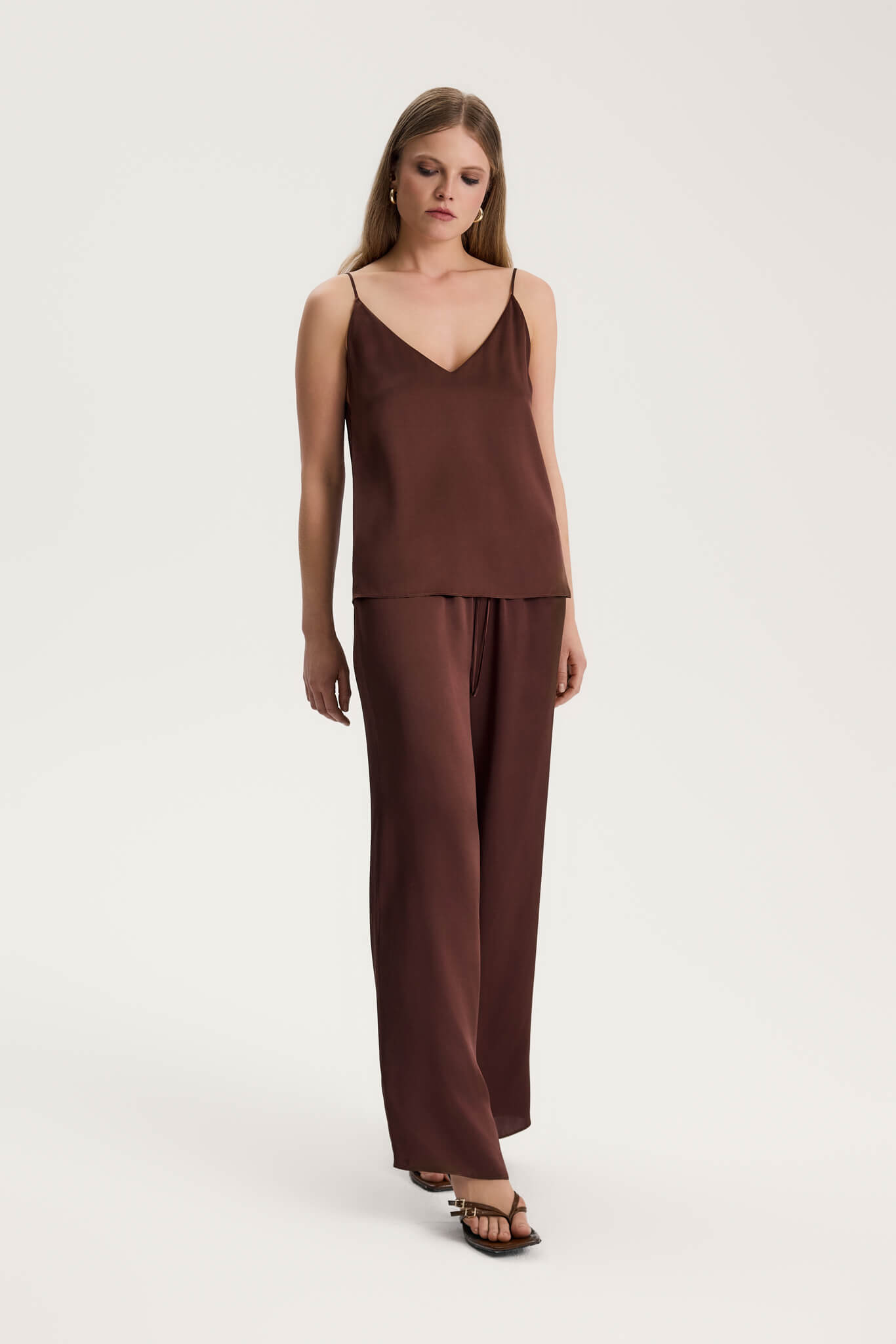 SILK TOP WITH BACK NECKLINE IN BROWN