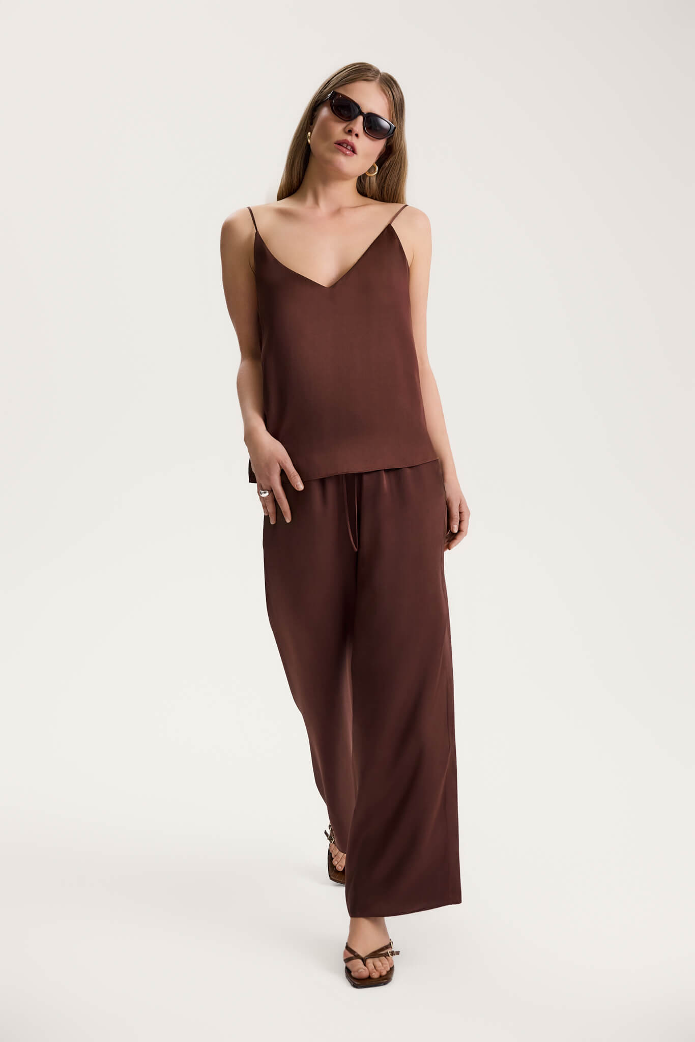 SILK WIDE-LEG PANTS IN BROWN