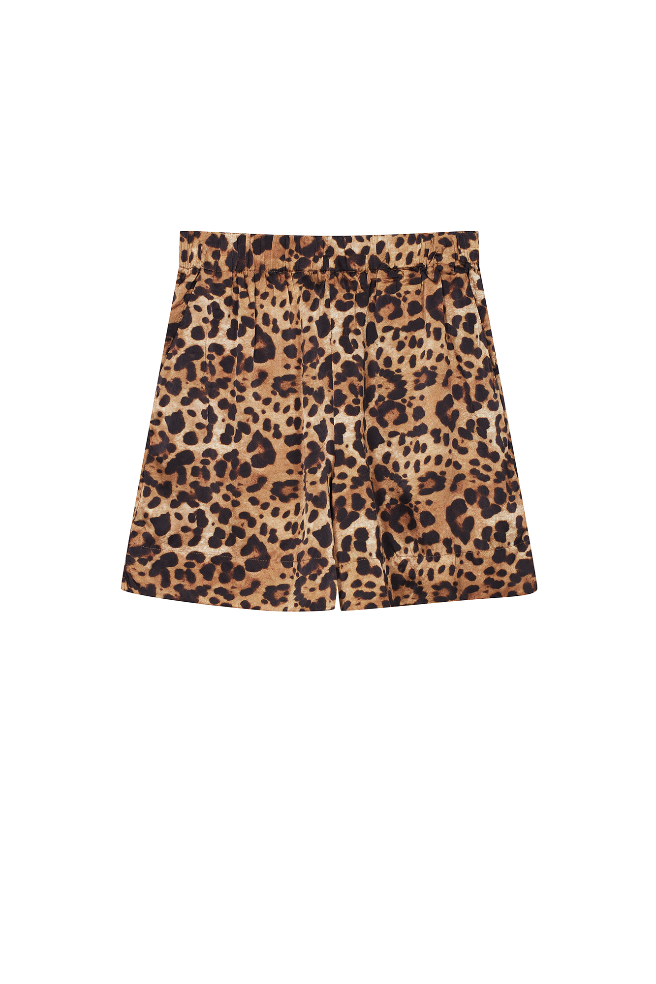 SILK SHORTS IN LEO PRINT