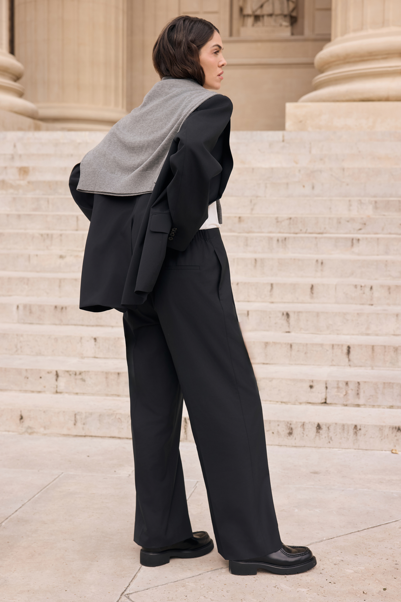 WIDE-LEG WOOL TROUSERS