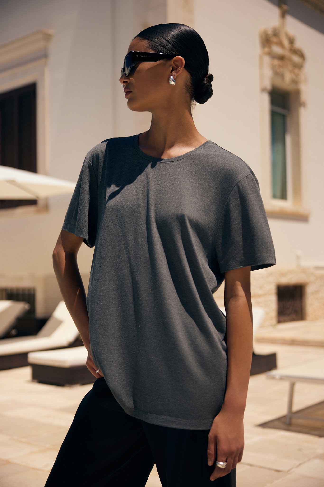 SILK OVERSIZE T-SHIRT IN SILVER