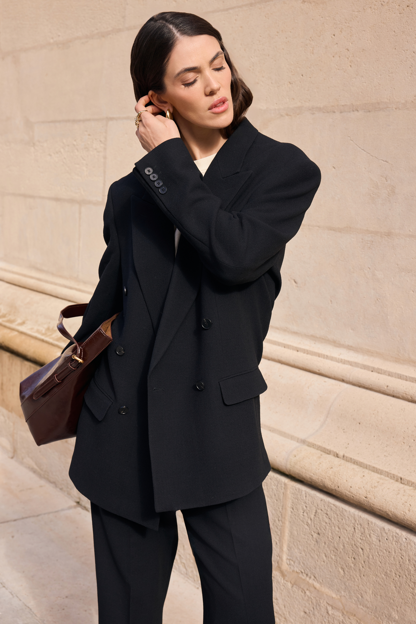 WOOL JACKET WITH SILK LINING IN BLACK