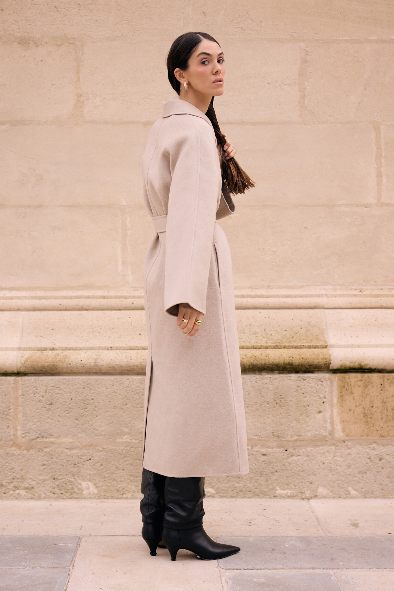 WOOL COAT WITH CASHMERE AND SILK IN BEIGE