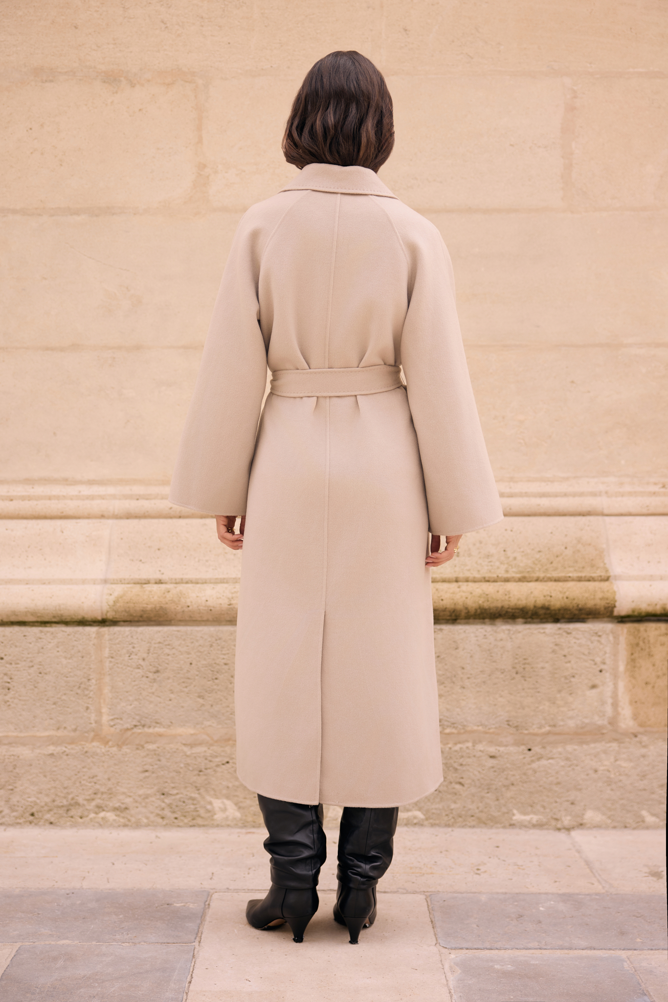 WOOL COAT WITH CASHMERE AND SILK IN BEIGE