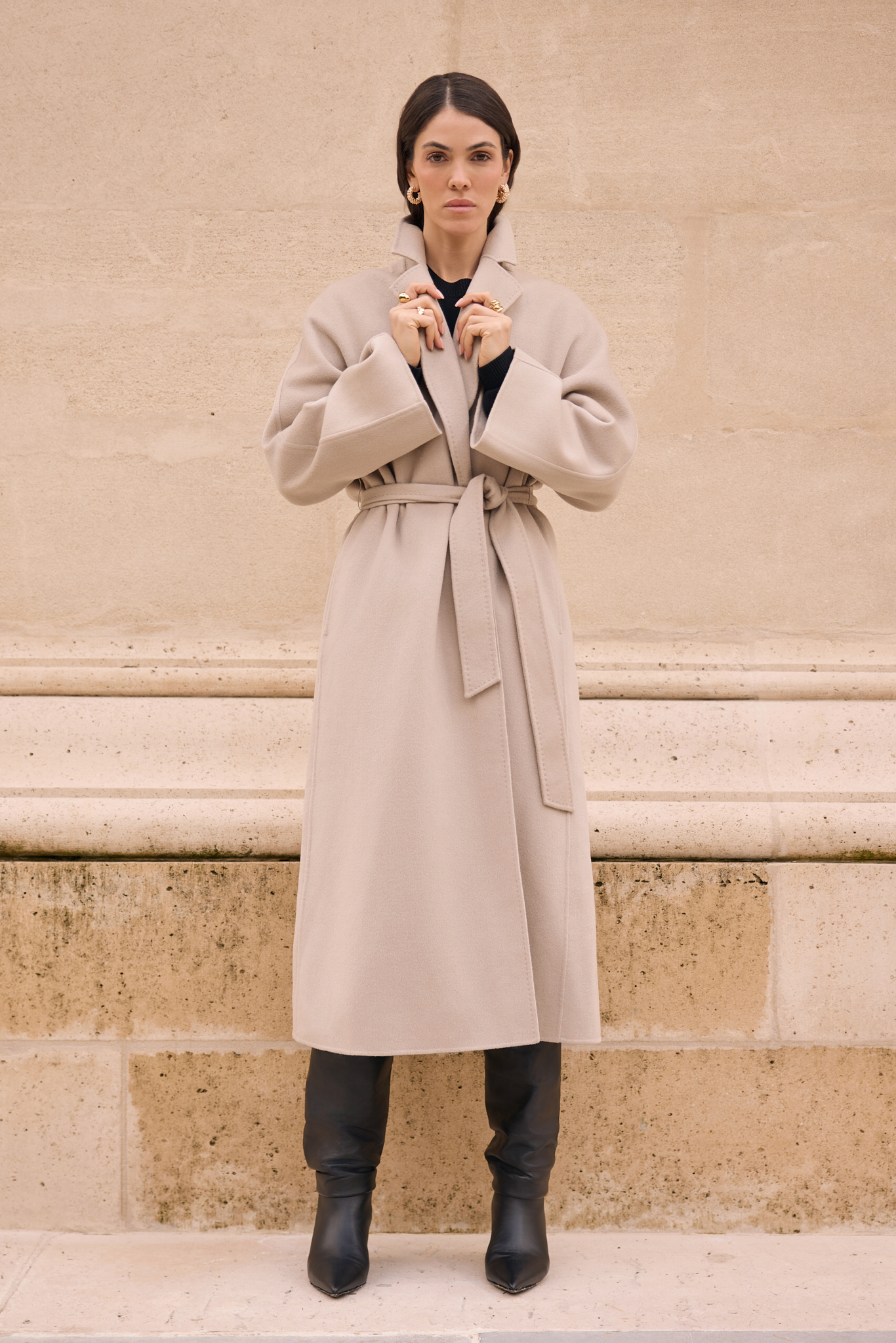 WOOL COAT WITH CASHMERE AND SILK IN BEIGE