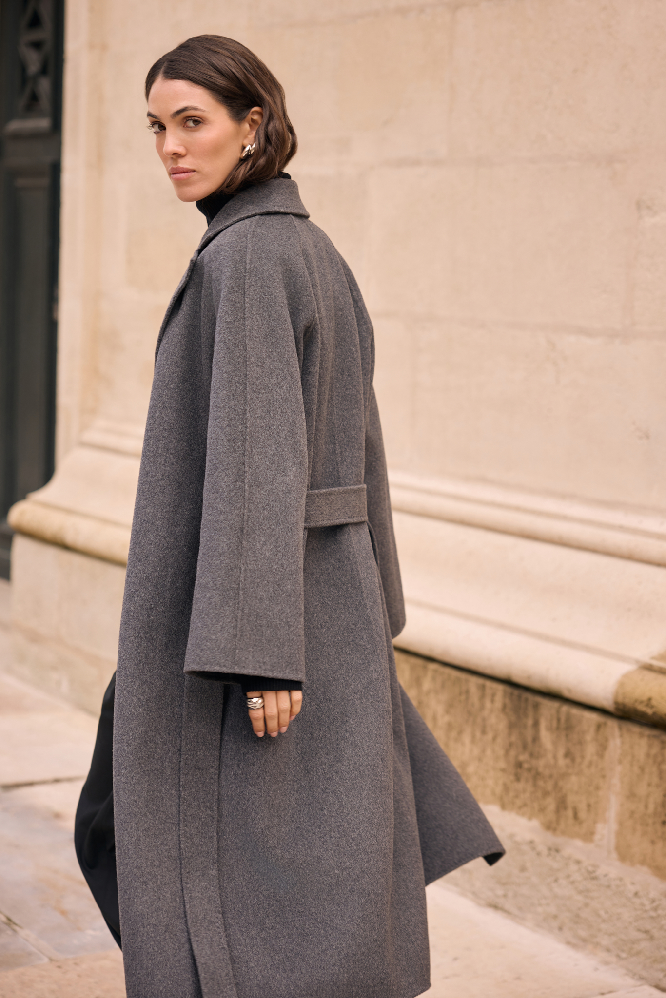 WOOL COAT WITH WOOL AND SILK IN GRAY